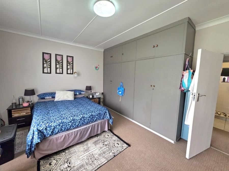 To Let 4 Bedroom Property for Rent in Hospitaalheuwel Free State